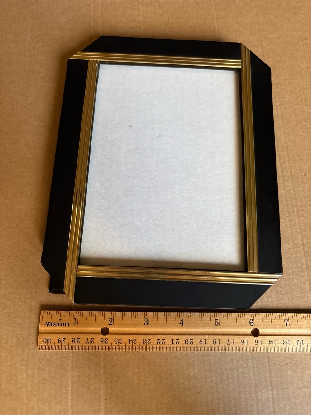 Vintage Black and Gold Picture Frame Art deco 6.5”x8.5” used home decoration - Picture 4 of 16